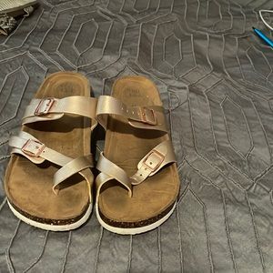 Time and tru sandals